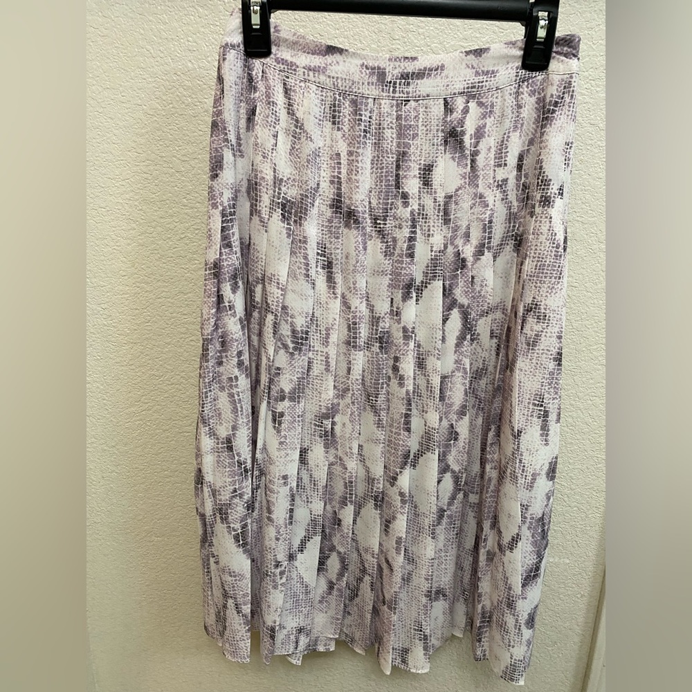 White House Black Market Midi Skirt, size XS